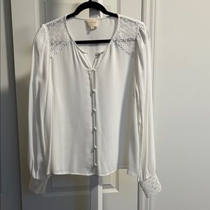 Sezane Elegant White Lace Trim Blouse